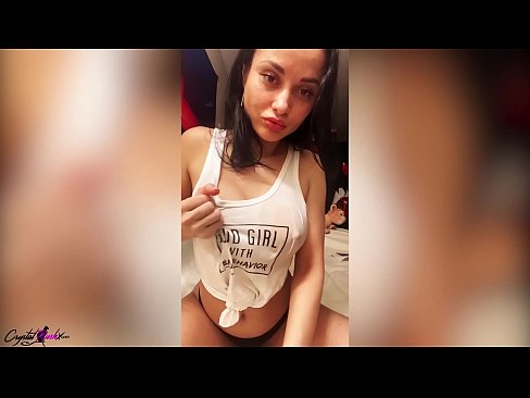 ❤️ Piękna kobieta w mokrym podkoszulku obciąga cipkę i pieści swoje ogromne cycki ☑ Super porn at pl.higlass.ru ☑
